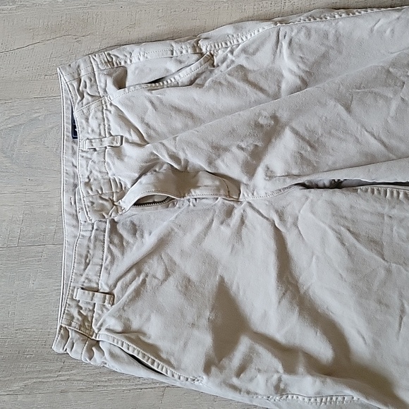 Gap khaki pants size 4 - Picture 7 of 9